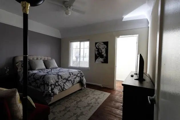 Furnished Los Angeles Apartments - Oda