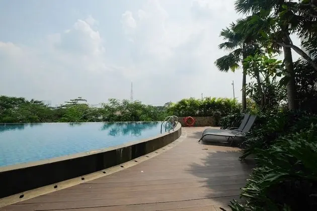 Furnished Studio (No Kitchen) Apartment Mustika Golf Residence - Havuz