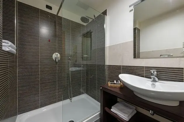 Futura Motel - Banyo Tipleri