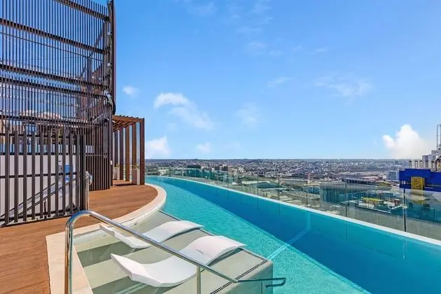FV Dream 2 BED Apt+ Pool+ Free Parking Qfv211-16 - Havuz