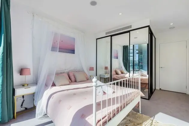 FV Dream 2 BED Apt+ Pool+ Free Parking Qfv211-16 - Oda