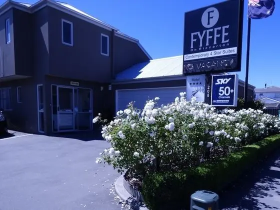 Fyffe On Riccarton - Dış Mekan