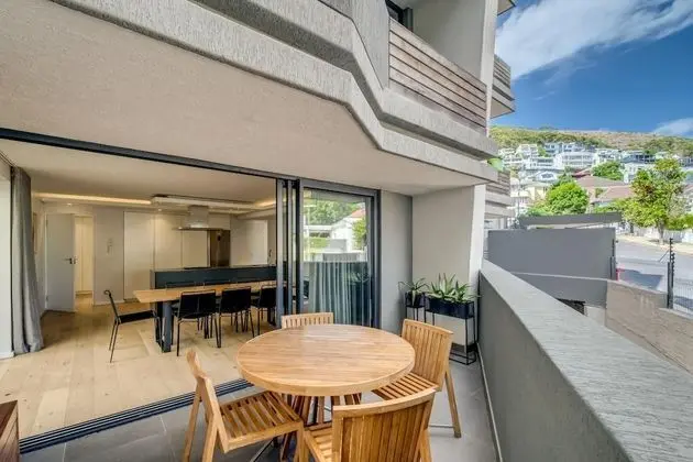 G on S in Sea Point in Cape Town