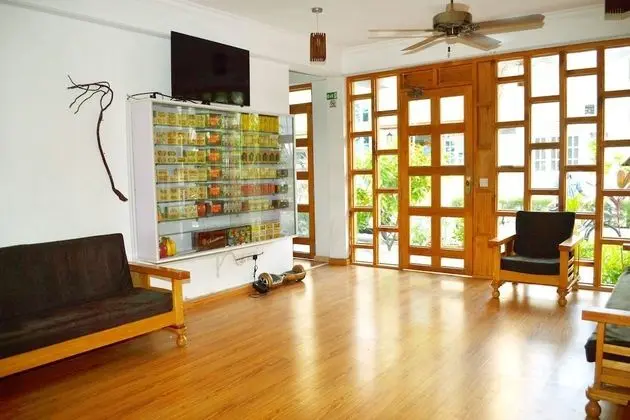 G10 Beach Inn