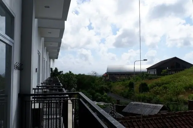 G7 Residence