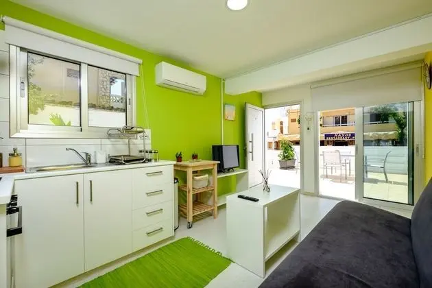 Gabinos - 1BR - Square Center