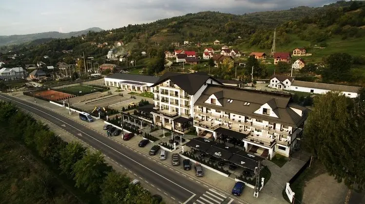 Hotel Gabriela - 1