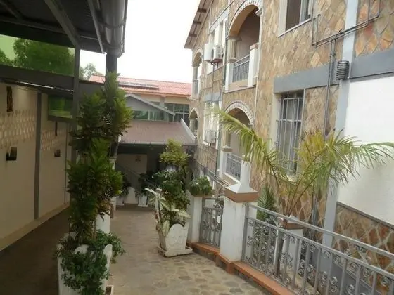 Gahahe Hills Hotel - Dış Mekan