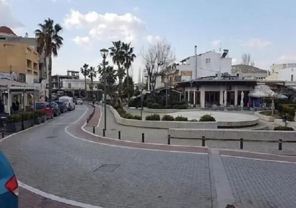 Galotel Agnoudas near Airport - Yerinde Yemek