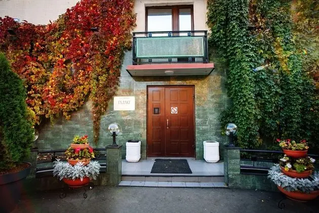 Galakt Hotel