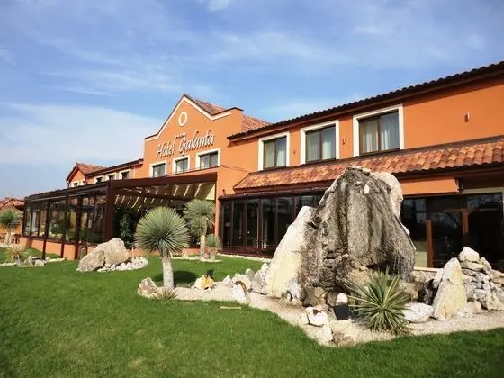 Hotel Galanta - 1