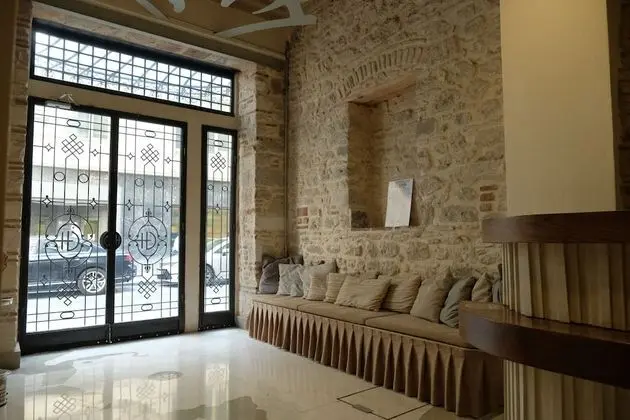 Galatahan Hotel - Lobi