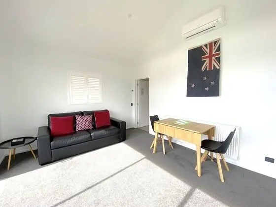Galaxy Lake View 2 Bedrooms - Oda Düzeni