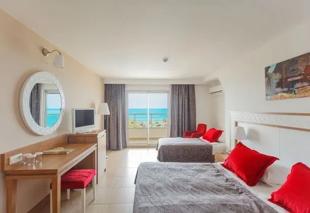Galeri Resort Hotel - Oda