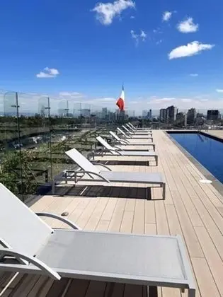 Galeria Plaza San Jeronimo - Havuz