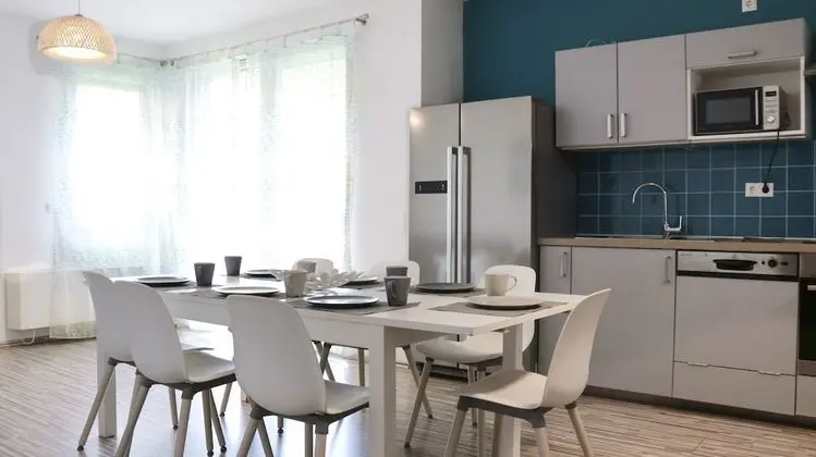 Galerius Golden Beach Apartment - Mutfak