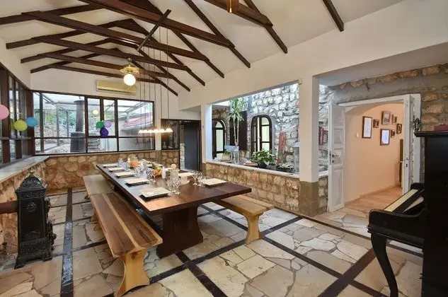 Galilee Magic Mansion - Oda Düzeni