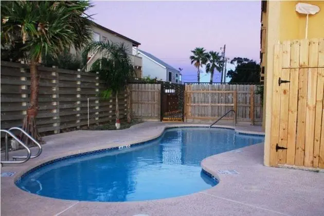 Galleon Bay Condo 605 with Boat Slip - Havuz