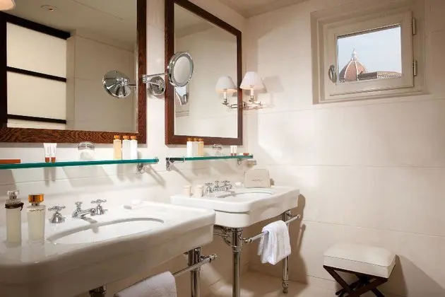 Gallery Art Hotel