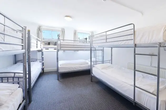 Gallery Hyde Park Hostel - Oda