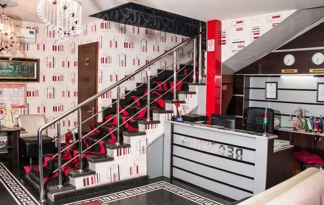 Gallery Lux Hotel Baku - Lobi