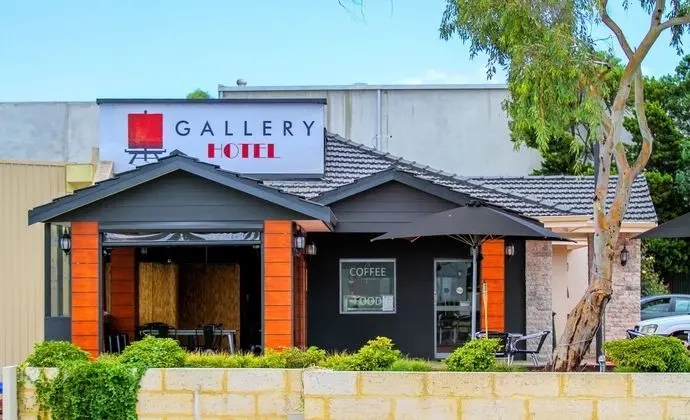 GALLERY HOTEL