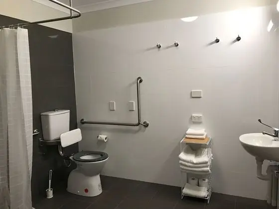 GALLERY HOTEL