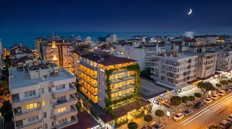 Gallion Hotel
