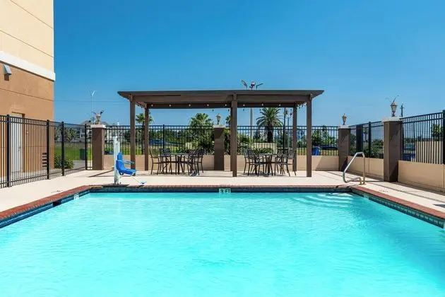 Galveston Inn & Suites Hotel - Havuz