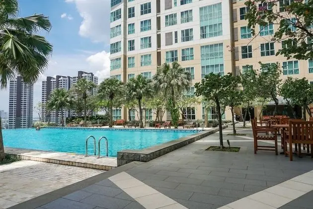 Gandaria Heights Apartment with Mall Access