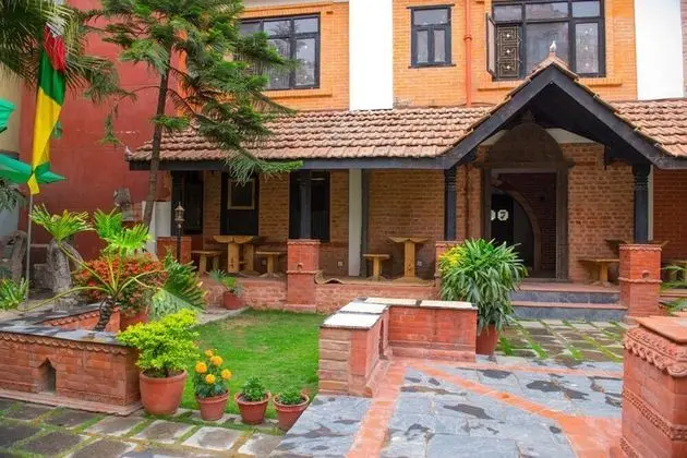 Hotel Ganesh Himal - Dış Mekan