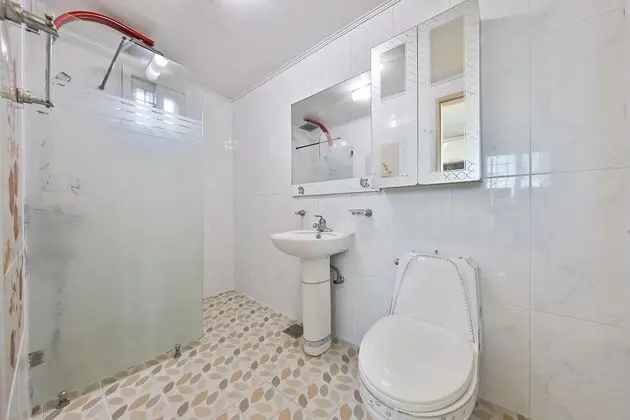 Ganghwa Badatgashimteo Pension