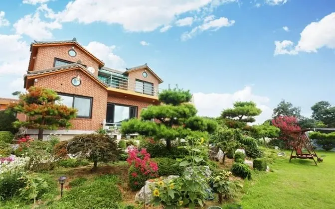Ganghwa Nature Farm Pension
