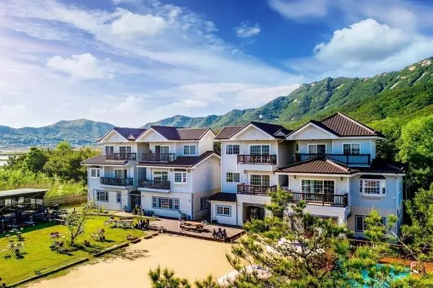 Ganghwa Rodemhouse Pension