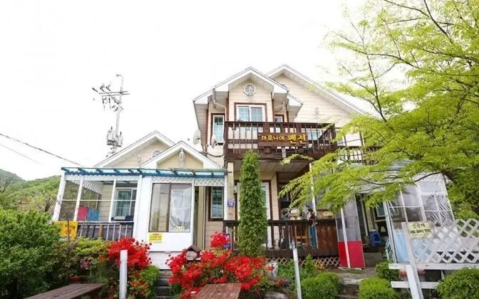 Ganghwado Maronie Pension