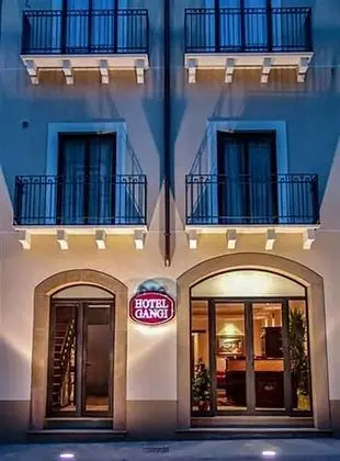 Hotel Gangi - Dış Mekan