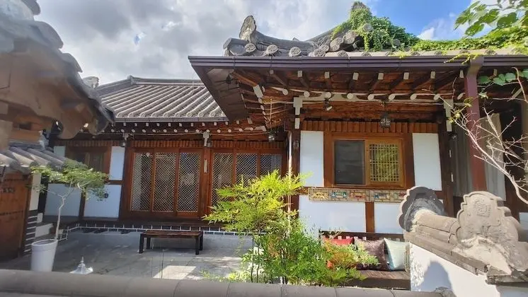 Gangneongjeon Hanok Stay
