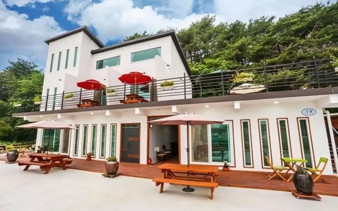 Gangneung Geukkot Pension