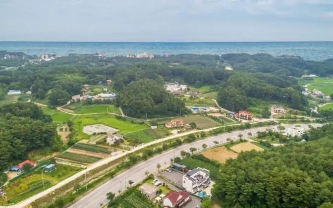 Gangneung Gyeongpo Rosa Pool Villa