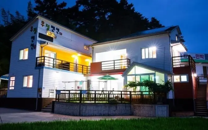 Gangneung Gyeongpo Woojeong Pension