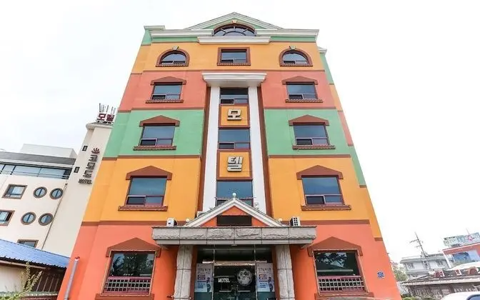 Gangneung Gyeongpodae Donghae Motel