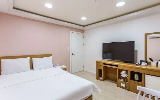 Gangneung J Block Motel