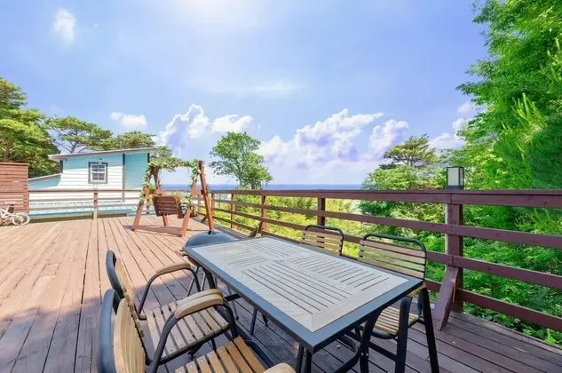 Gangneung The October Pension - Dış Mekan
