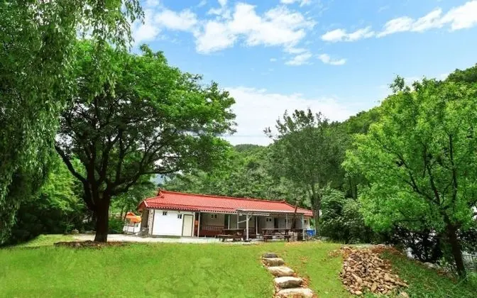 Gangneung Sannamul Farm Pension