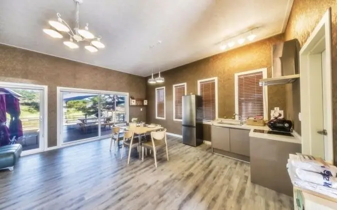 Gangneung Solbitarae Pension