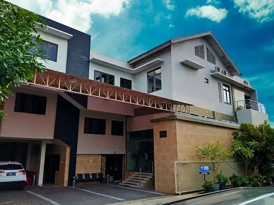 Gapura Residence