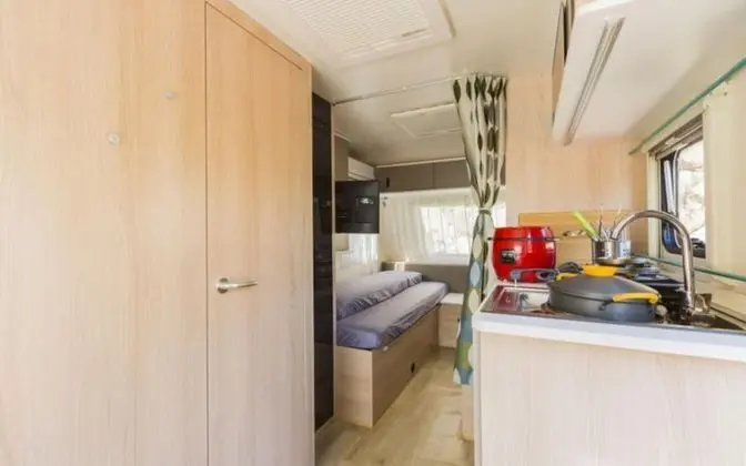 Gapyeong Captain Caravan Glamping - Oda