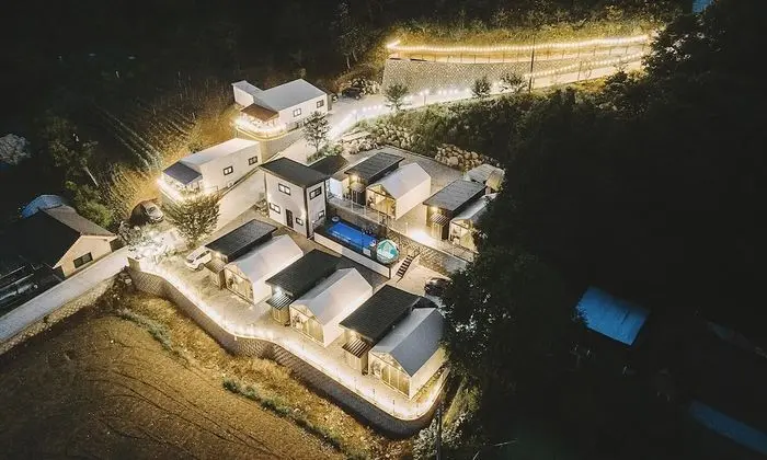 Gapyeong Ddobagi Pet Friendly Spa Glamping