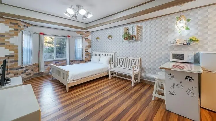 Gapyeong Gartenheim Agyeon Dongban Pension - Dış Mekan