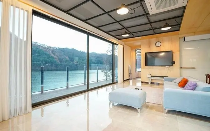 Gapyeong Junghwa Yeogak Pension - Oda